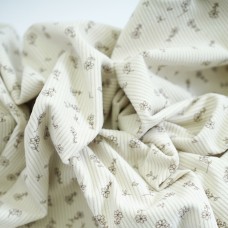 Вельвет классик контурные ромашки на молоке