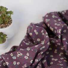 Теплый хлопок - полевые цветы на пыльно-фиолетовом