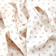 Теплый хлопок. Цвет - темно-красные цветы на молоке 